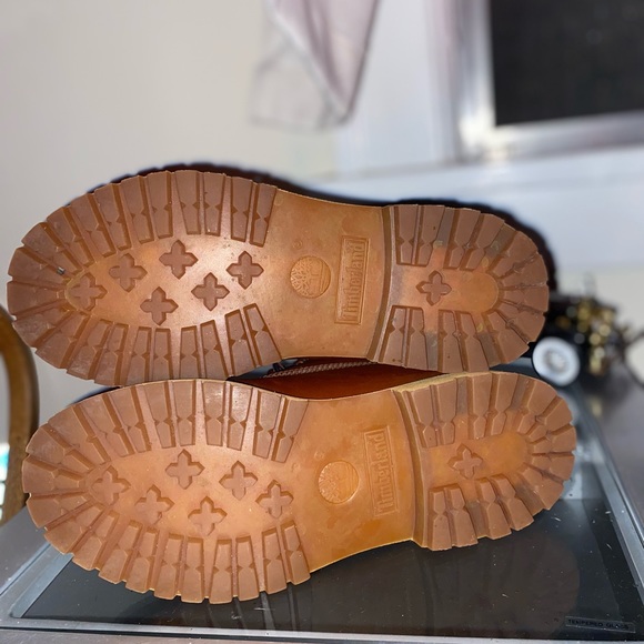 Timberlands - Picture 3 of 5